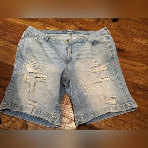 Torrid jeans Shorts - new Vintage Stretch Light Wash, Plus size 24